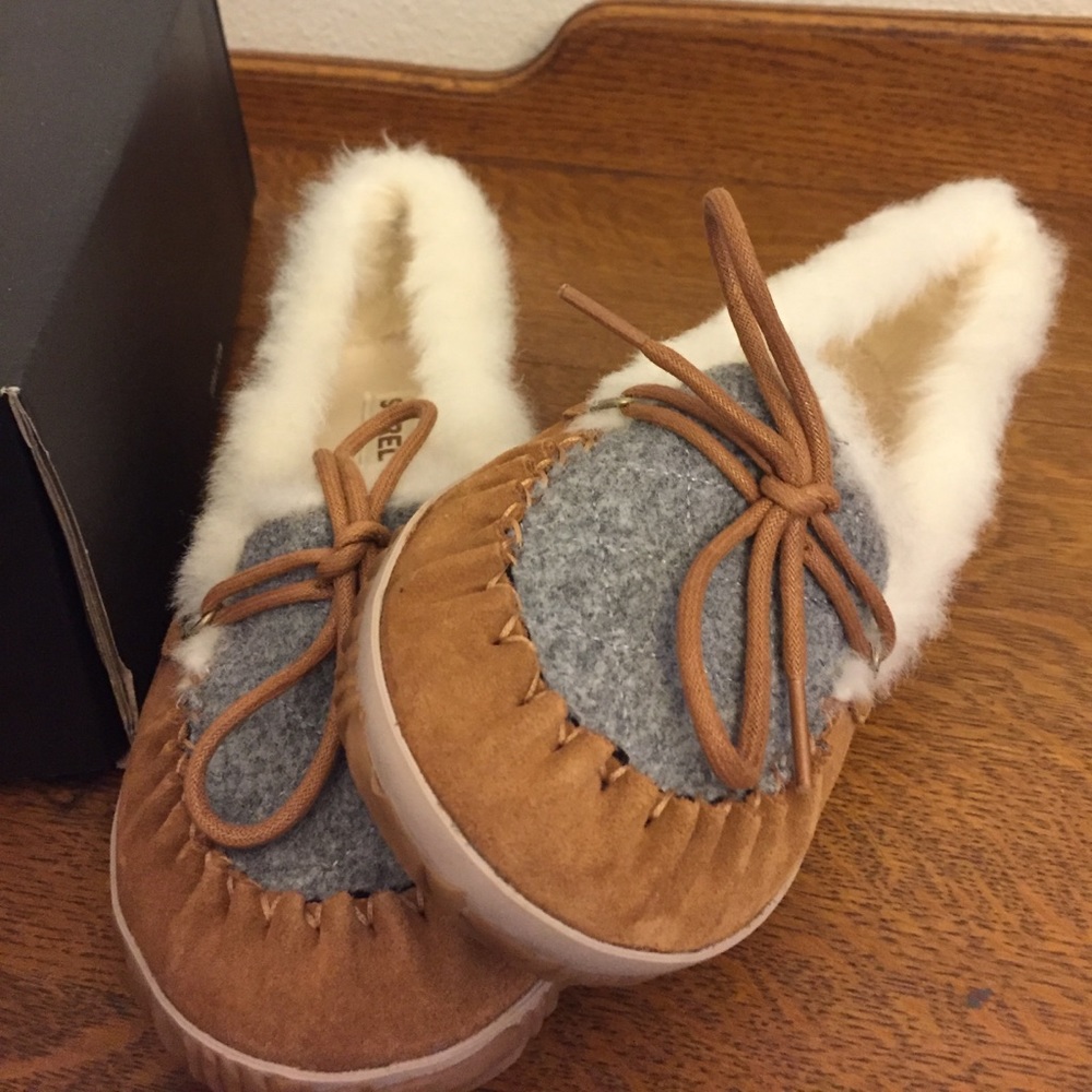 Sorely womens slippers. New